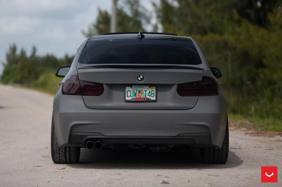  BMW 328i Sedan on Vossen Wheels (VFS-6) 2016 года  (фото 23 из 47)
